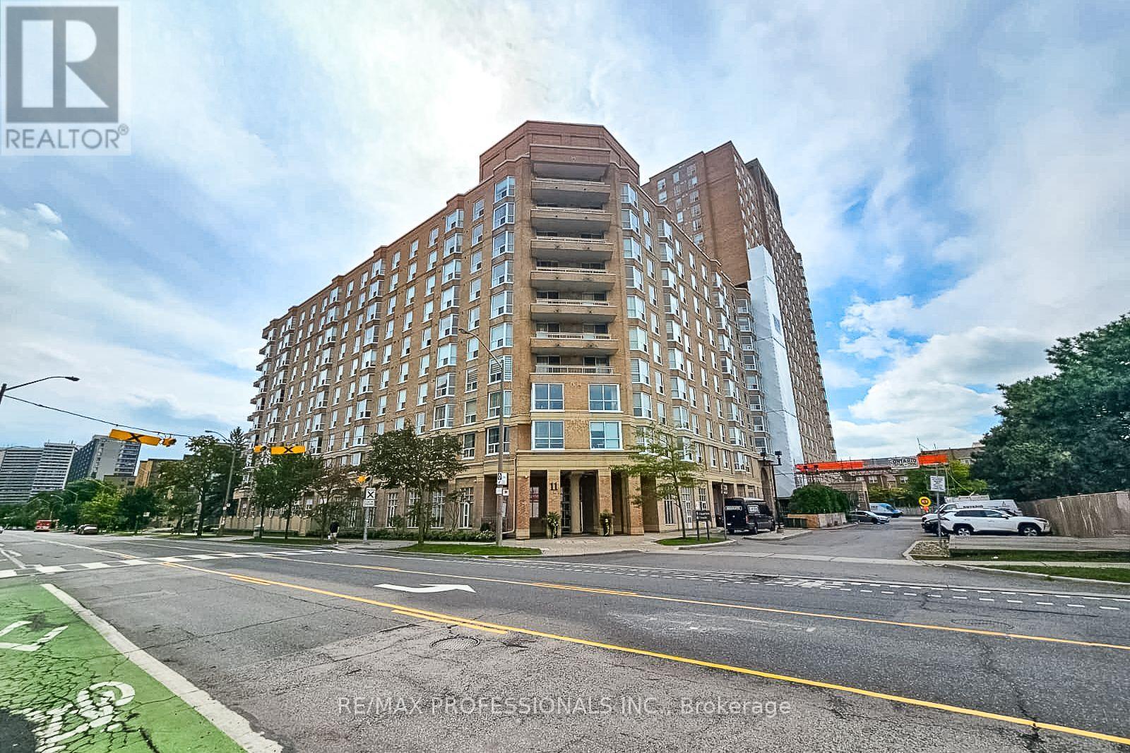 C13814530