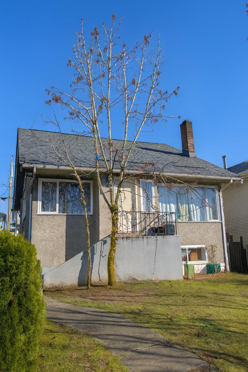 R3064708