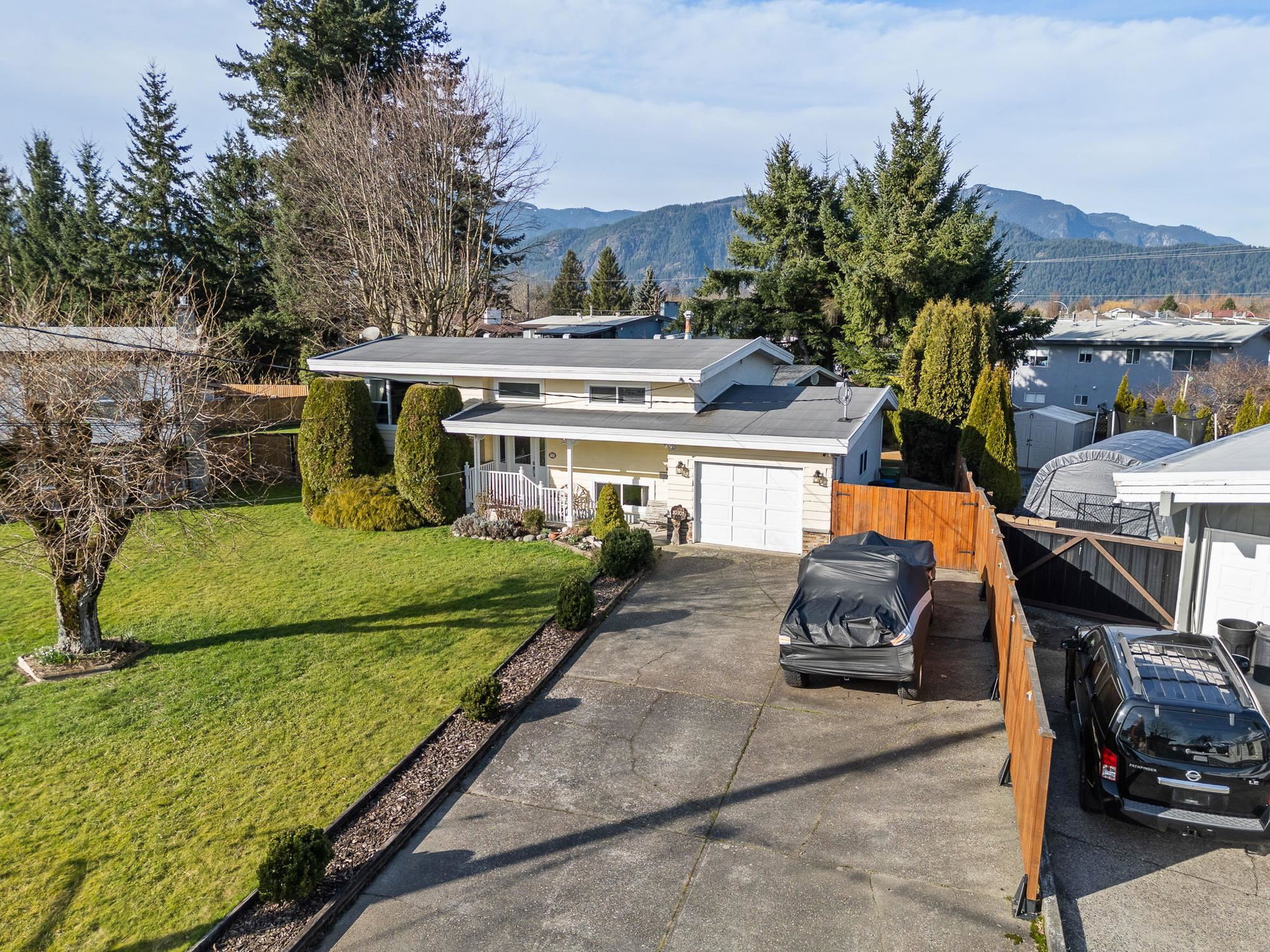An image of 10101 Fairbanks Crescent