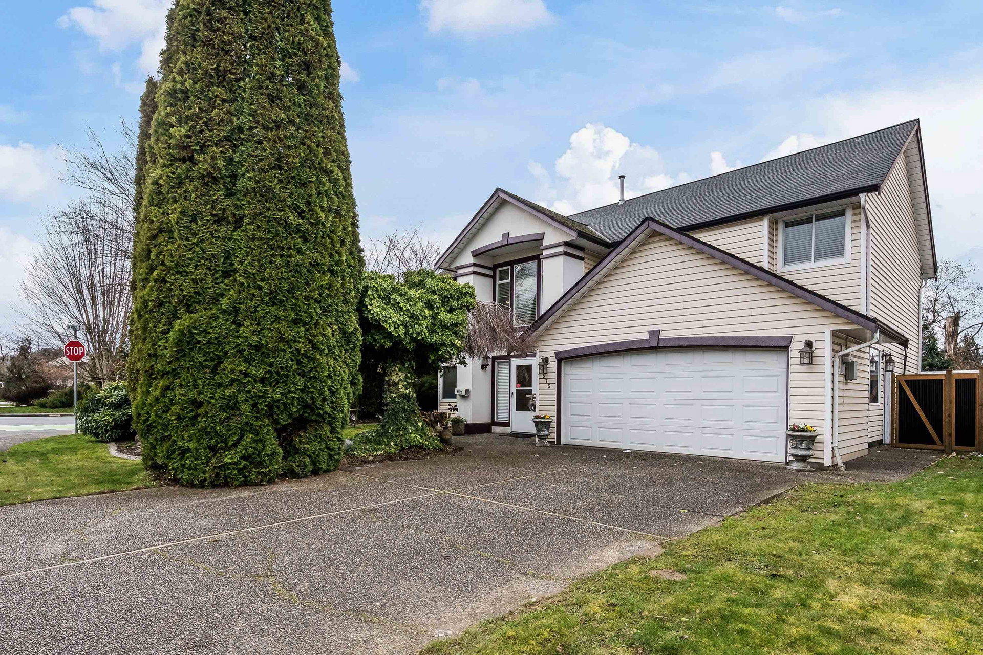 An image of 7575 Diamond Crescent