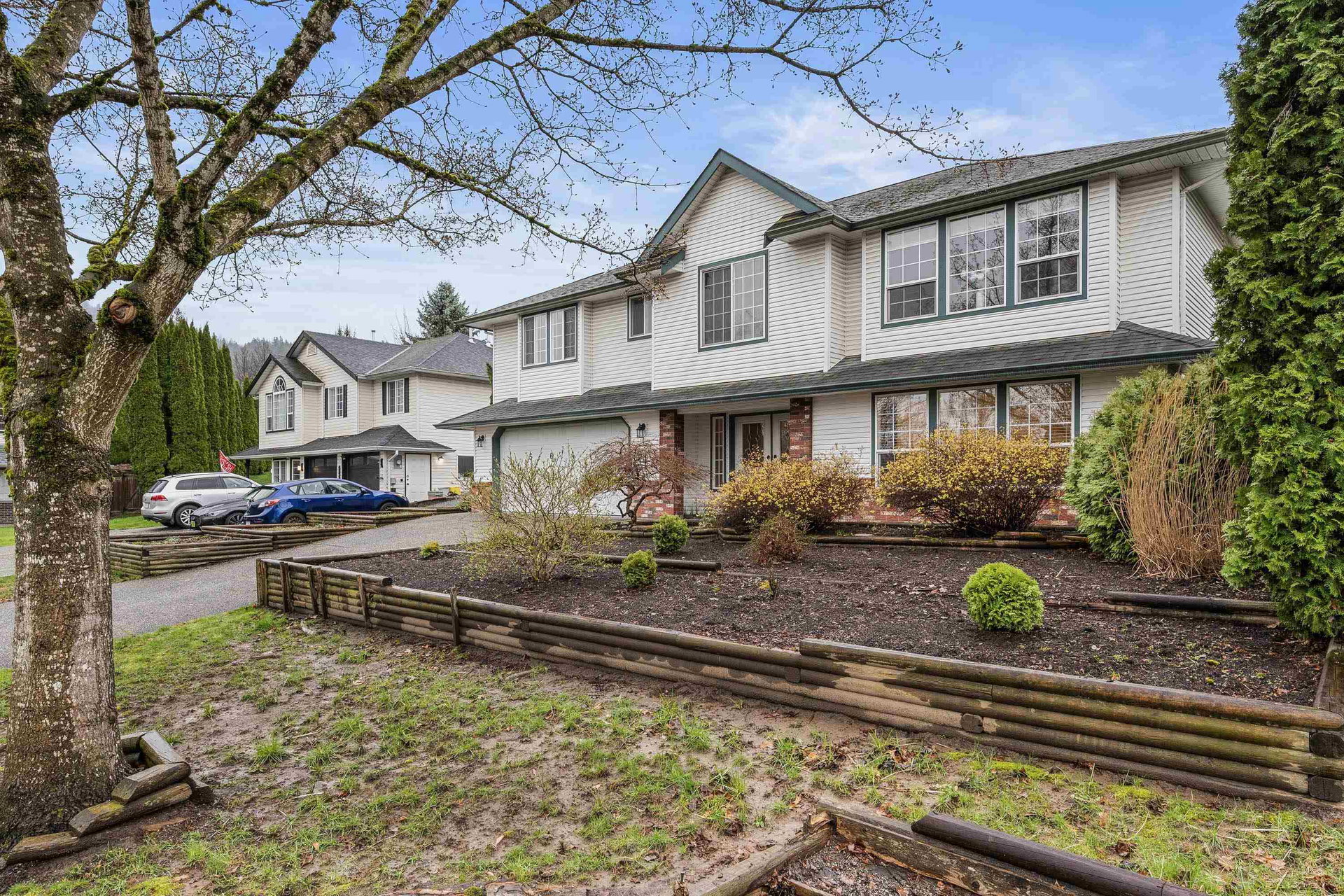 An image of 5642 Thornhill Street