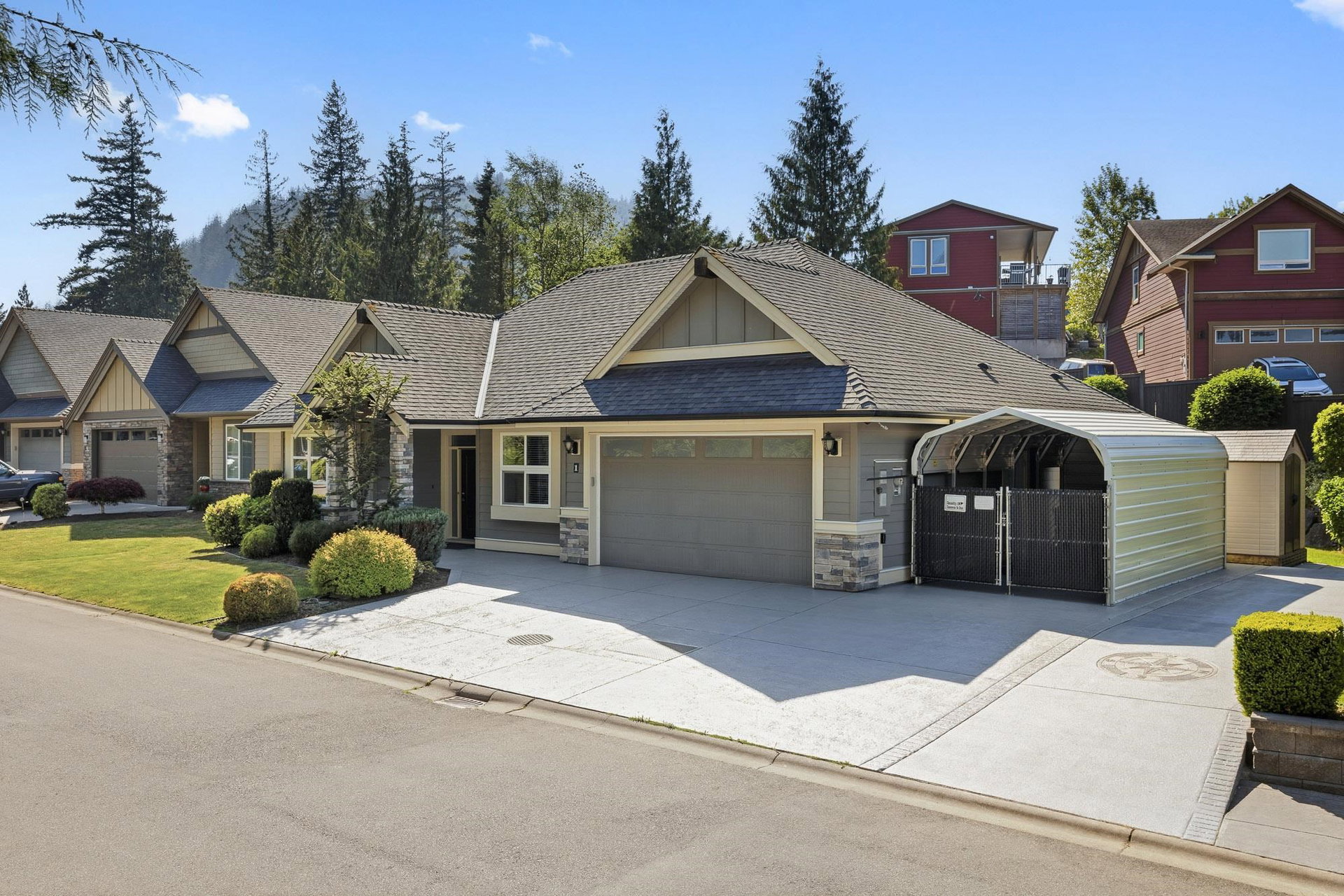 An image of #1 - 45348 Magdalena Place