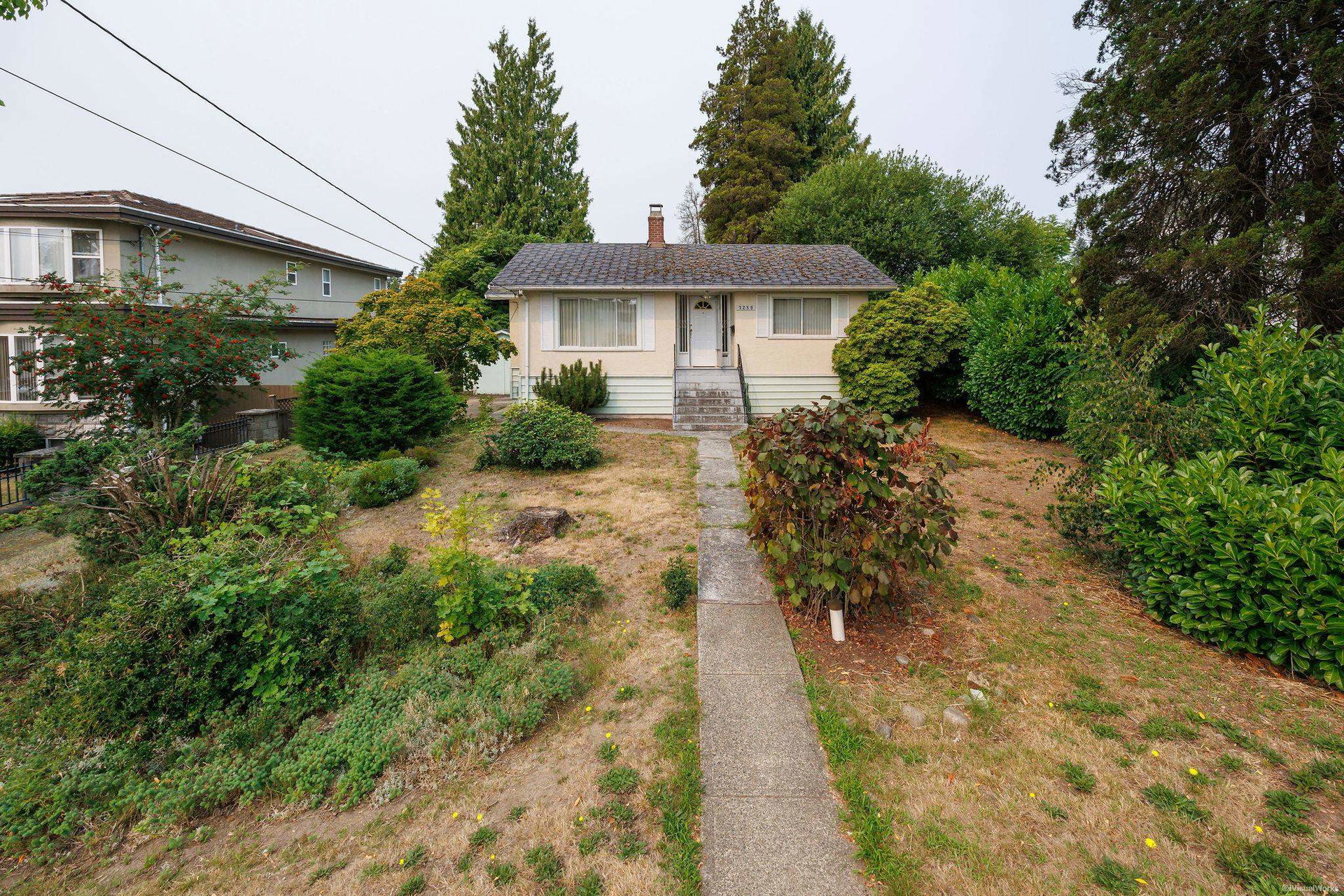 R3153739
