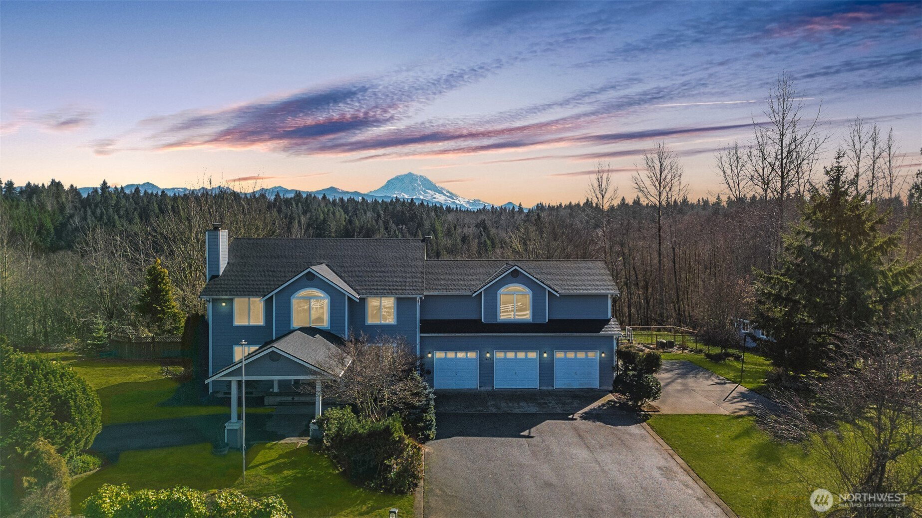 Featured Listings | Entwistle Real Estate Team