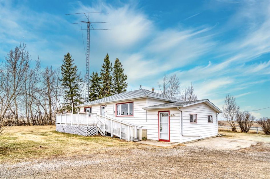 250002 Range Road 264, Rural Wheatland County, AB, T1P 1K5 | A1208201 ...