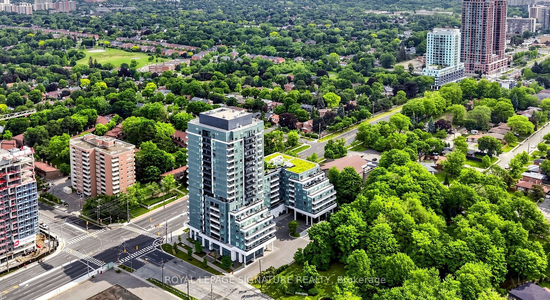 E13435742